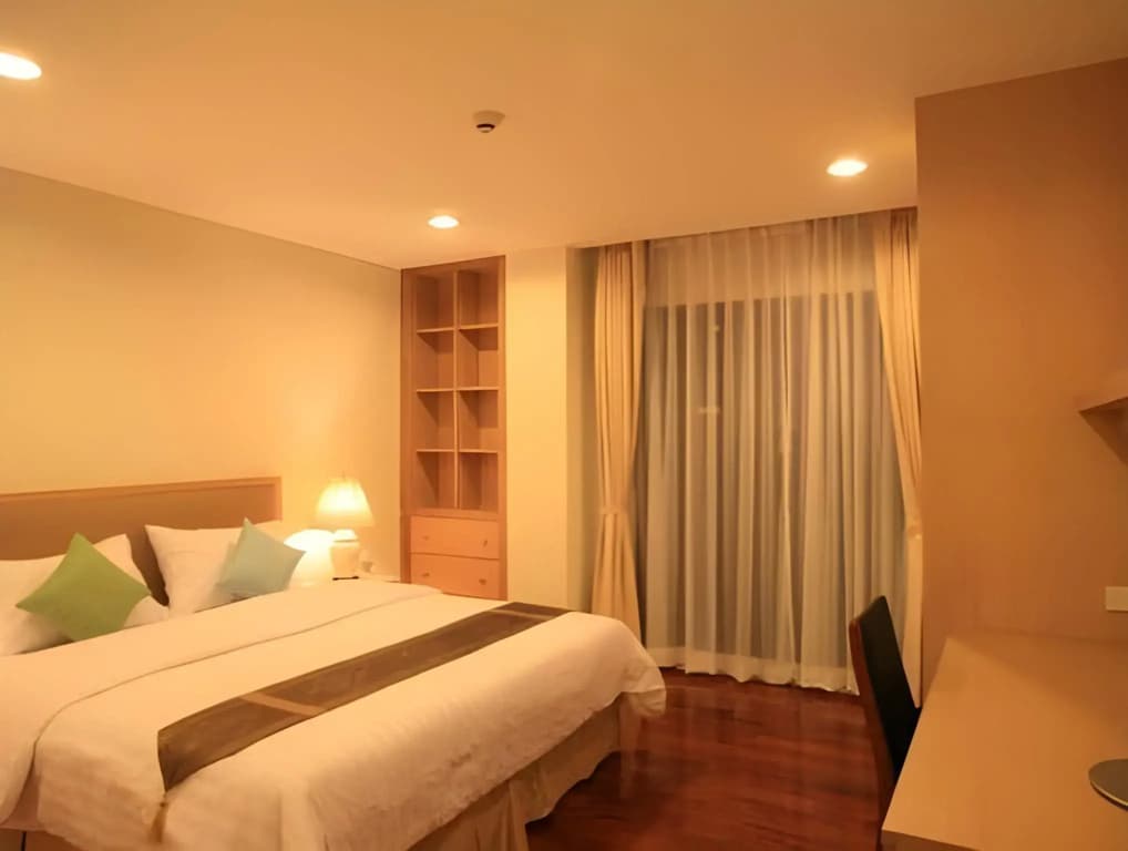 Thomson Residence Hotel - photo 7
