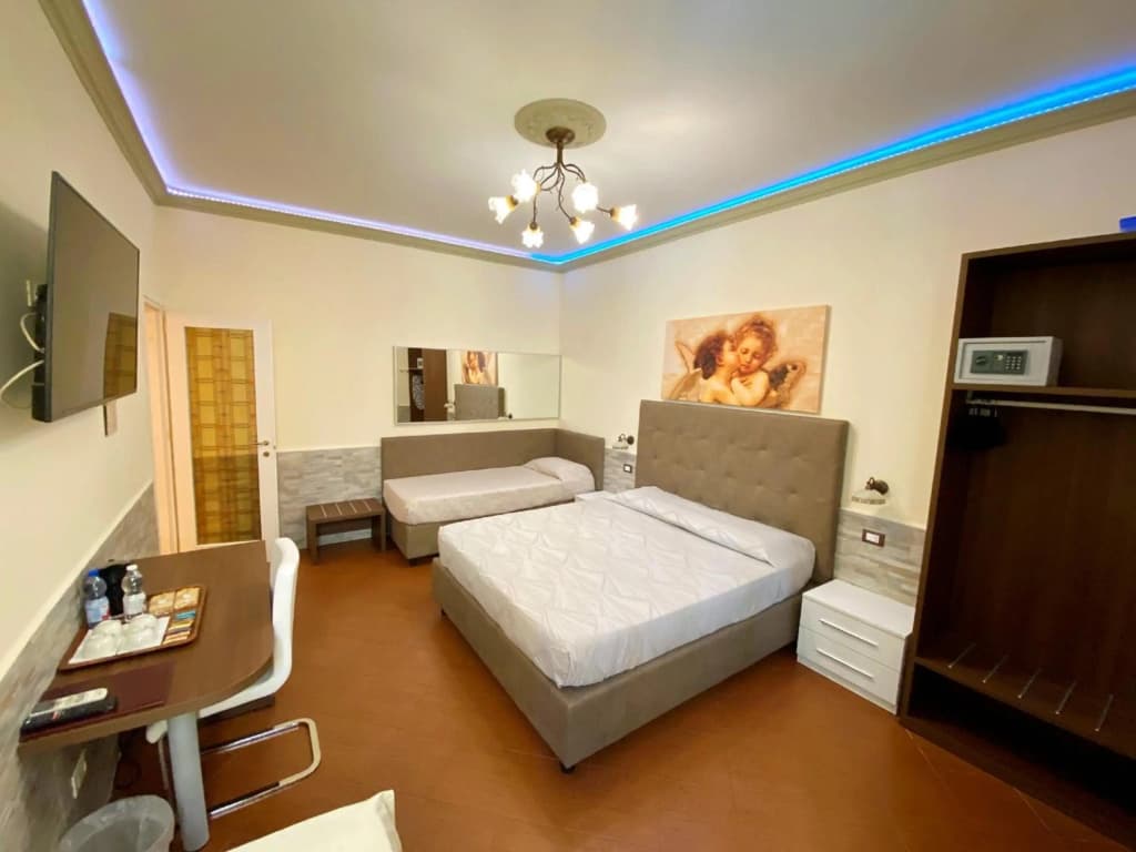 Hotel Ester - photo 17