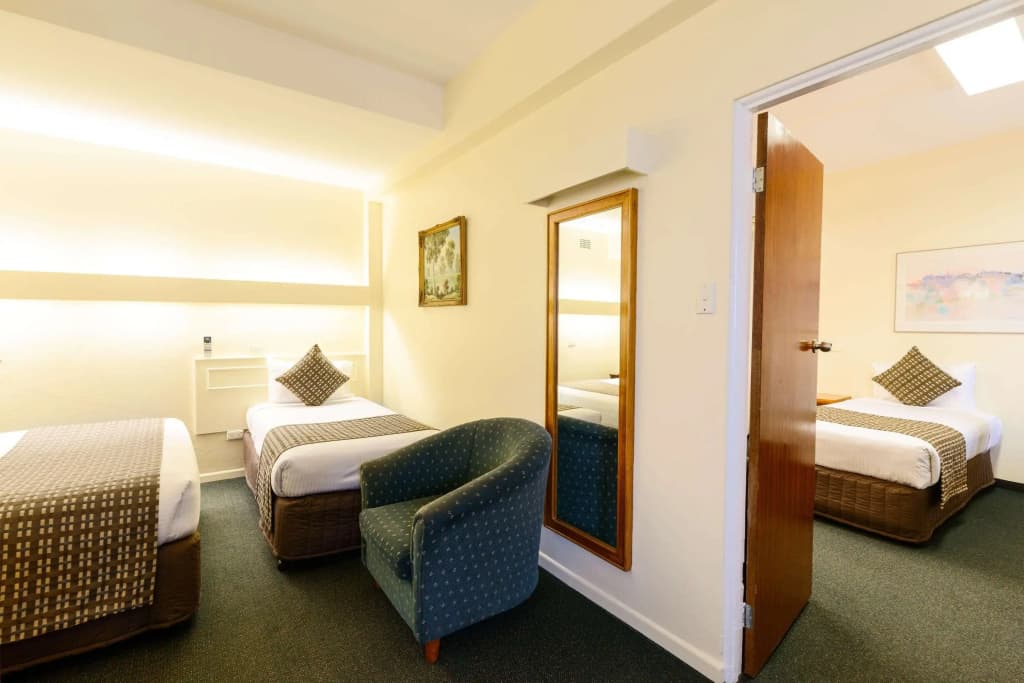 Comfort Inn North Shore Hotel - photo 6