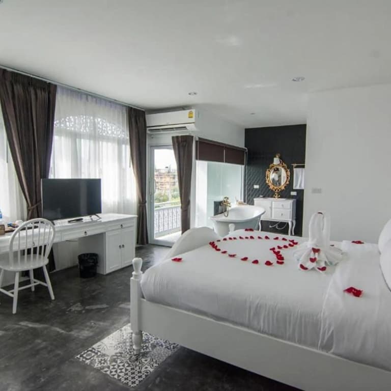 Nidhra Lanna Hotel - photo 35