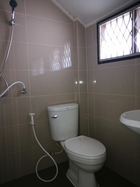 Ampawan Guesthouse - photo 10