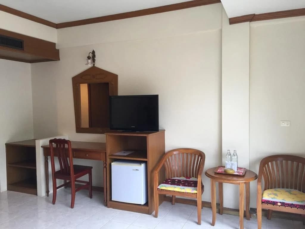 Kata Sun Beach Hotel - photo 6