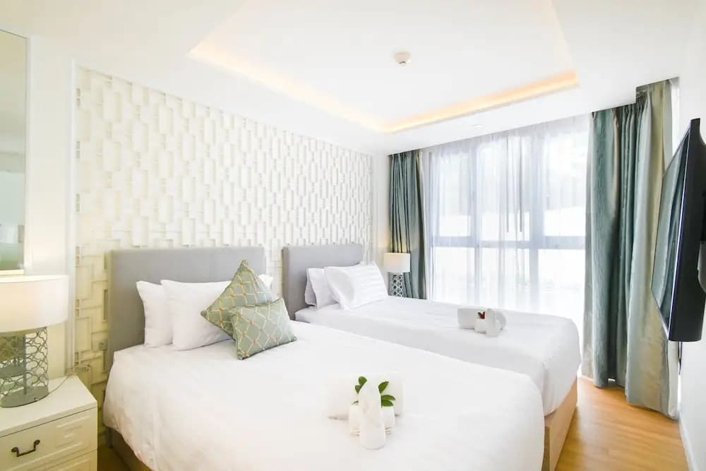 The Aristo Seaview Patong - photo 6