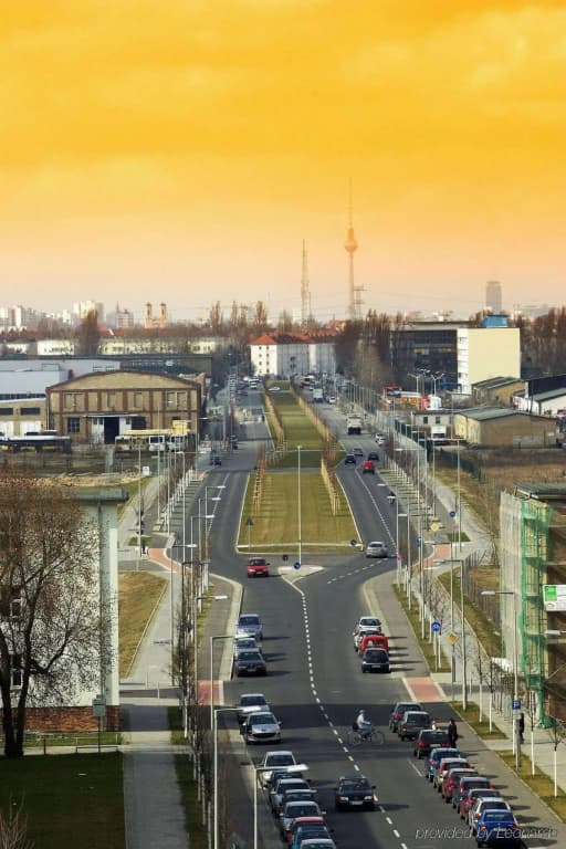 Airporthotel Berlin Adlershof - photo 17