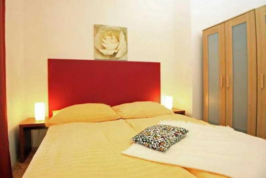 Theatre Apartments - photo 13