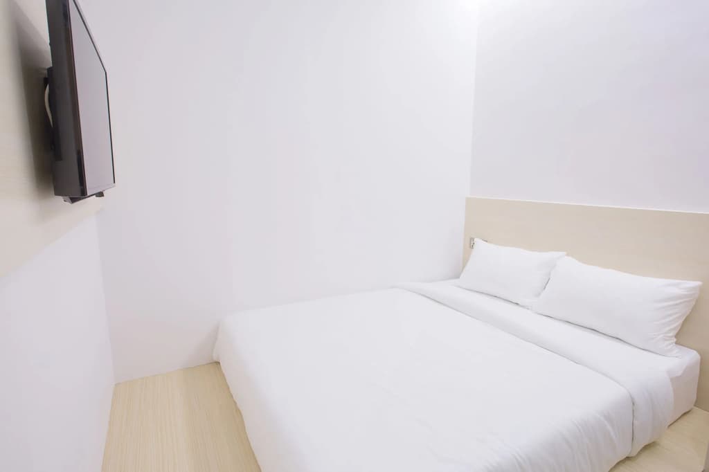 Minimalist Hotel - photo 2