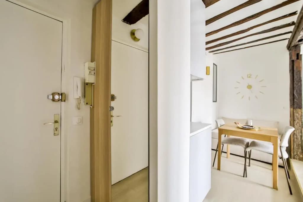 New&renovated cosy flat in The marais !!! 4-5 pers - photo 4