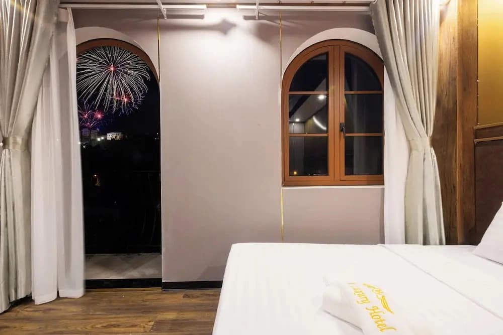 TH Luxury Hotel - photo 6
