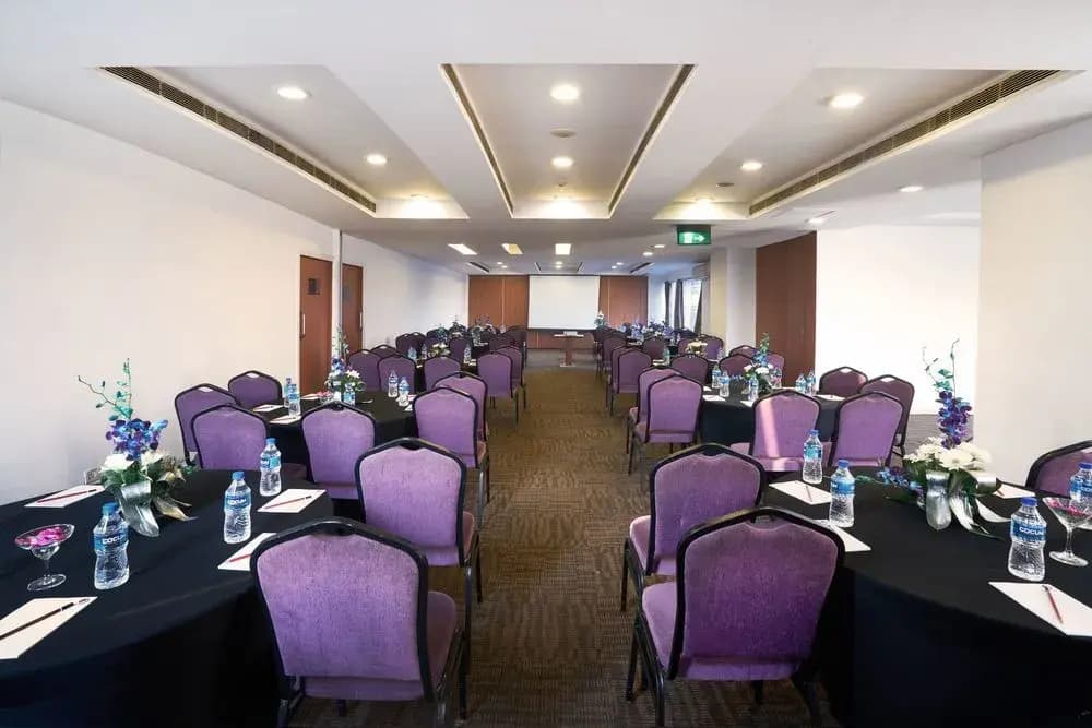 Caspia Hotel New Delhi Shalimar Bagh - photo 12