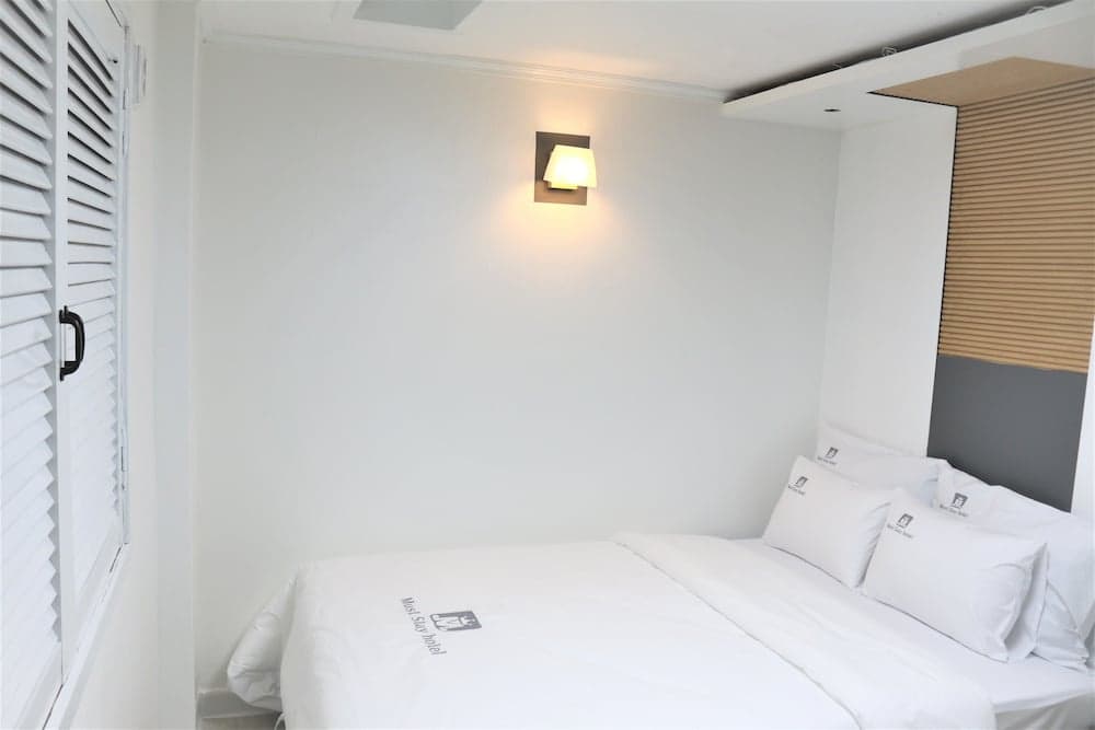 Must Stay Hotel (Han River) - photo 5