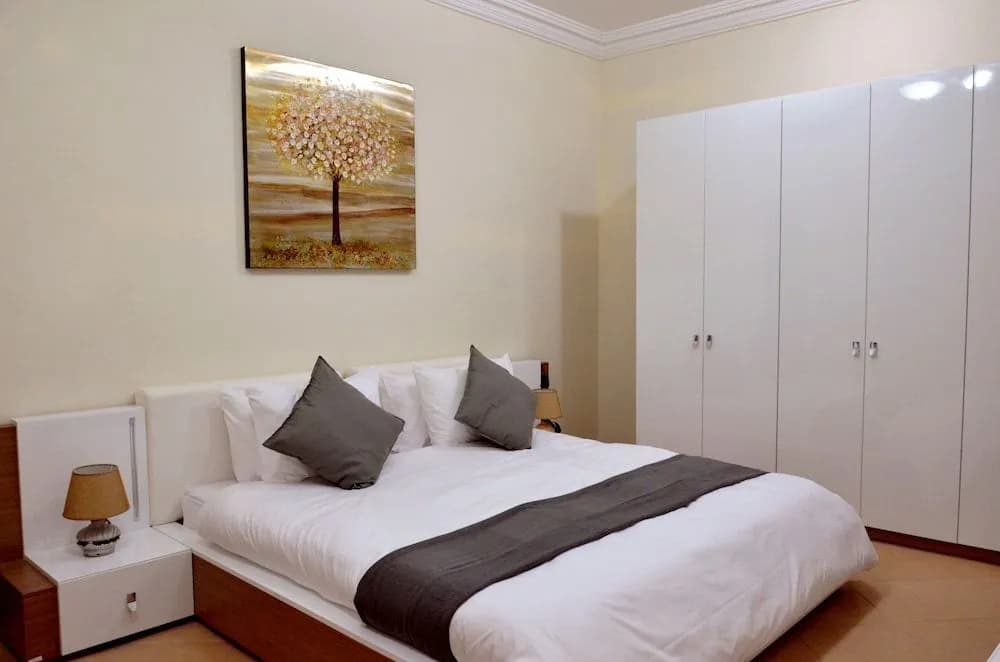 Emerald Suites - photo 3