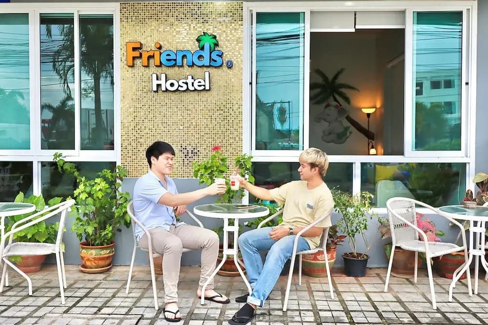 Friends Hostel - Phuket Airport - photo 14