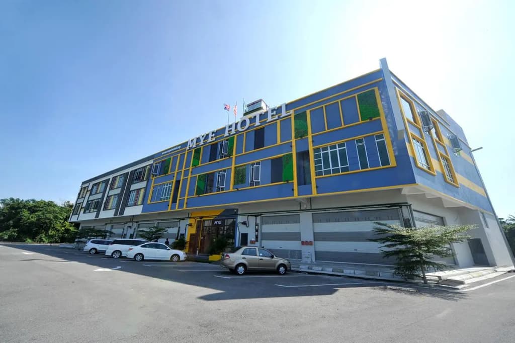Mye Hotel Muar - photo 4