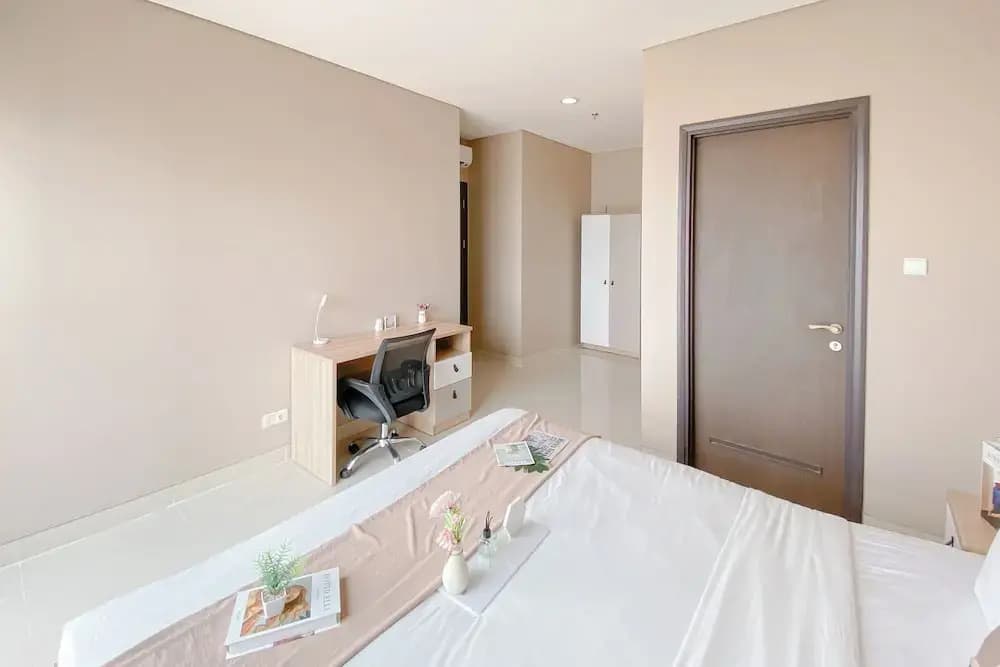 Best Deal and Elegant 2BR Apartment at Ciputra International - photo 6
