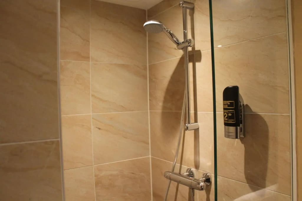 Aston City Hotel - photo 8