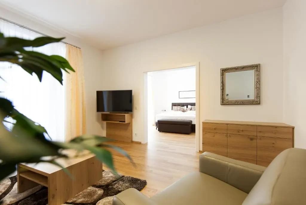 Nadland Apartment Wehlistrasse - photo 2