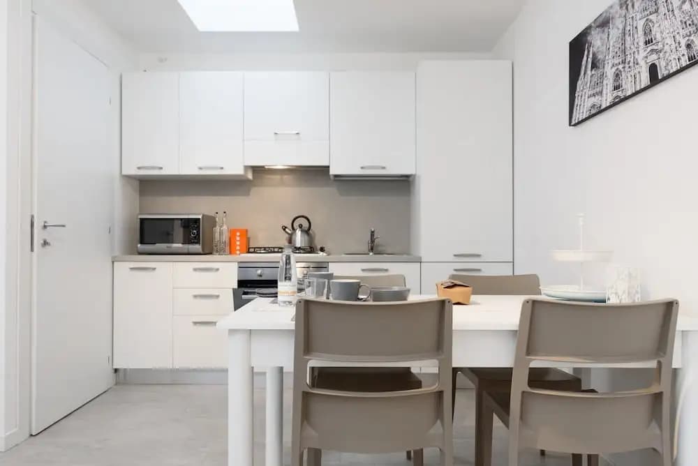 Hintown - Marina's White Apartment - photo 7