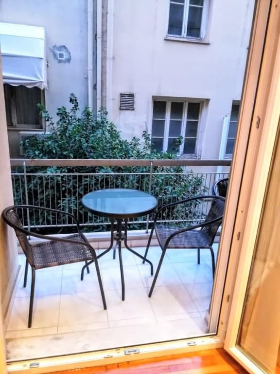 Modern apartment in Athens center - photo 16