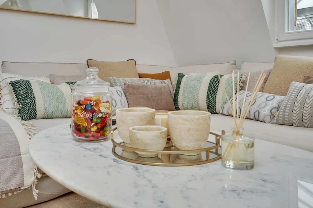 Historical Apartment in the Heart of Paris - 4 - photo 4
