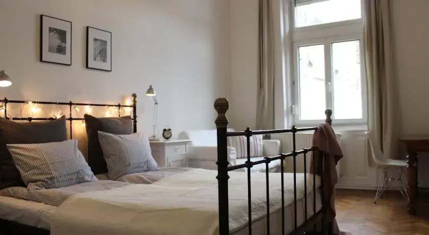 Sophie's Apartments - photo 2