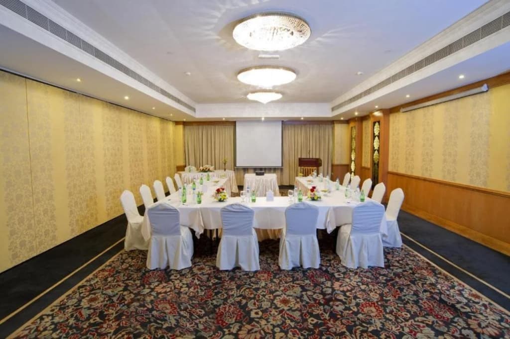 Carlton Tower Hotel - photo 5
