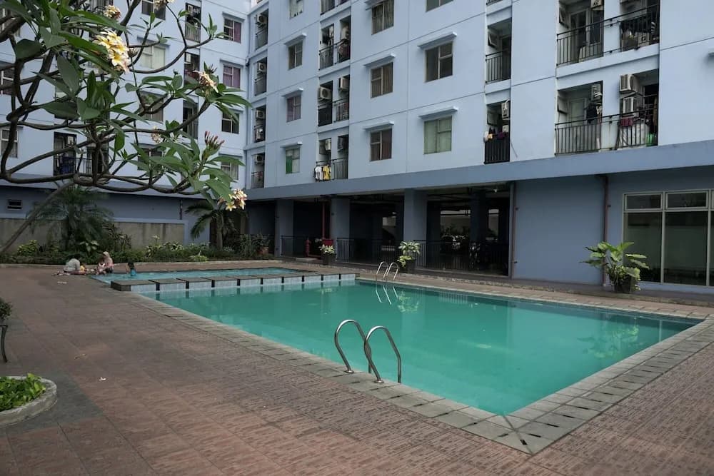 Nice 2BR Green Park View Daan Mogot Apartment - photo 2