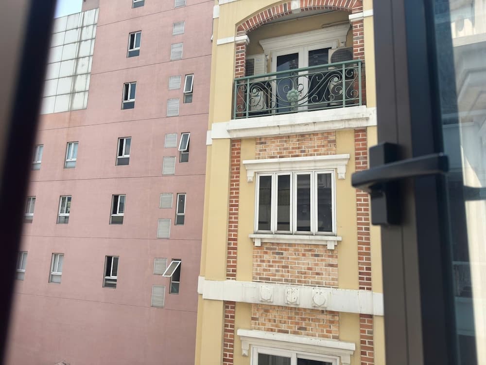 A25 Premium Hotel - 29 Le Thi Hong Gam - photo 1