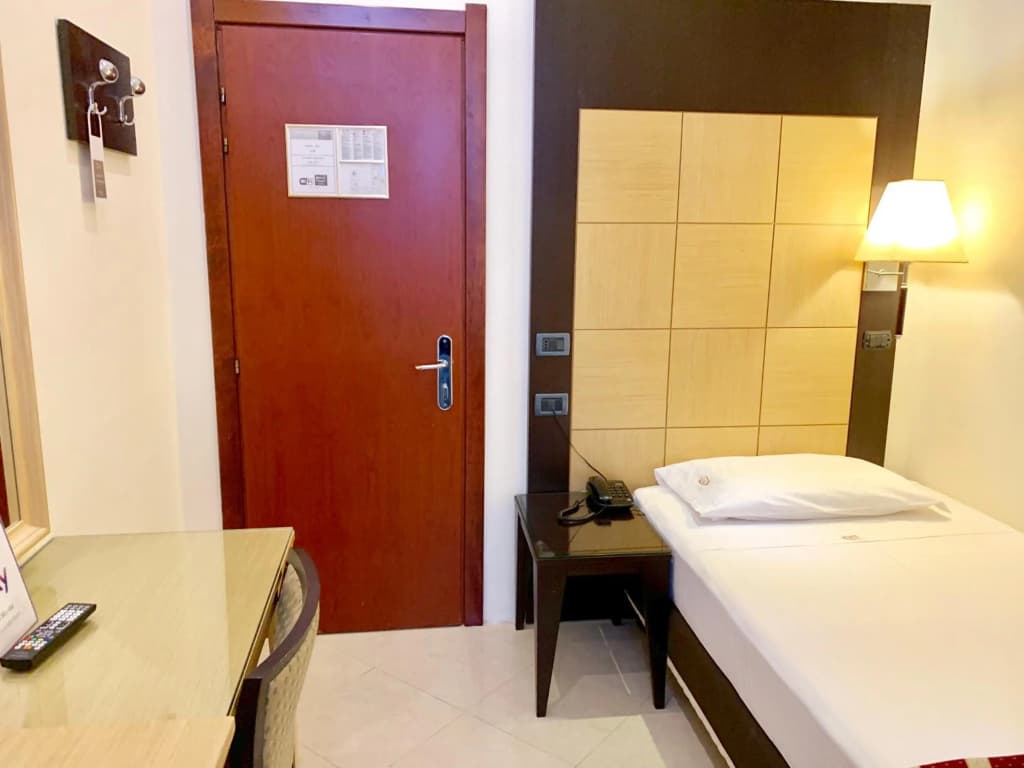 Hotel Fiorella Milano - photo 11