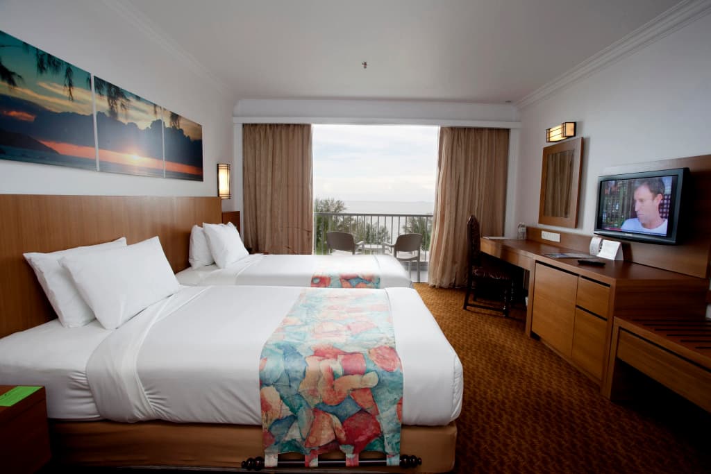 Bayview Beach Resort Penang - photo 4
