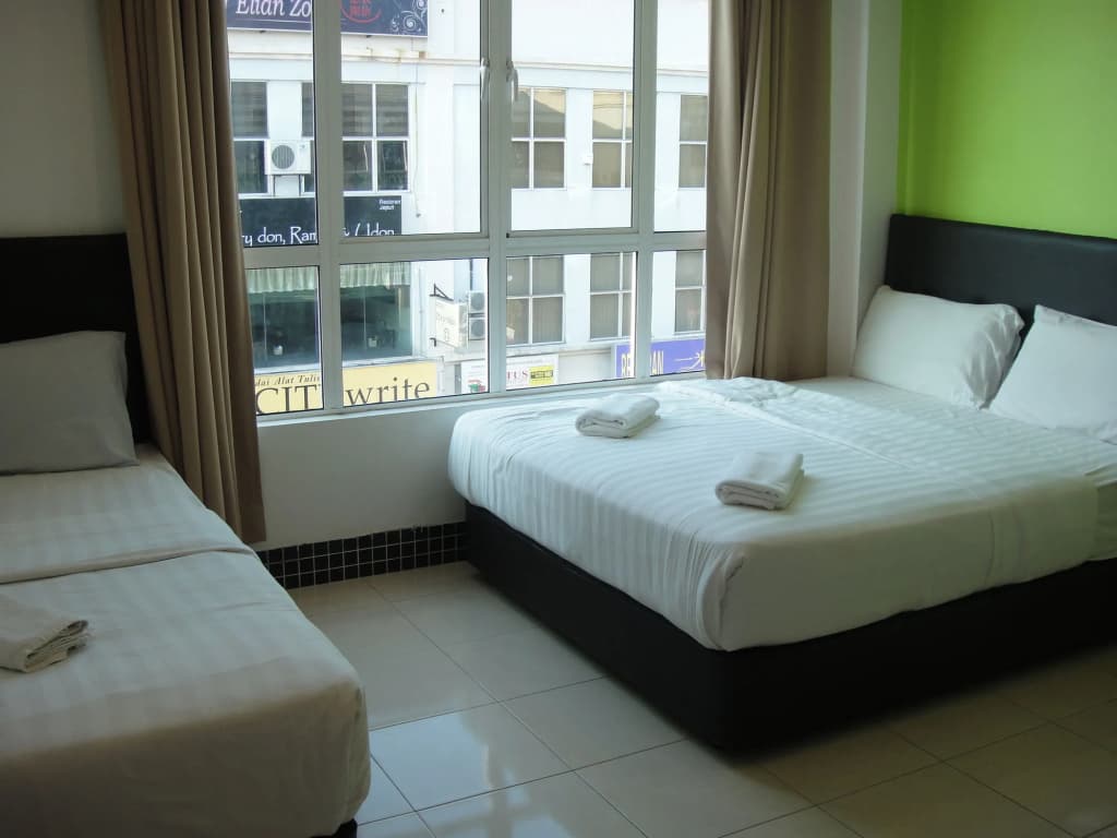 LSN Hotel Taman Connaught - photo 5