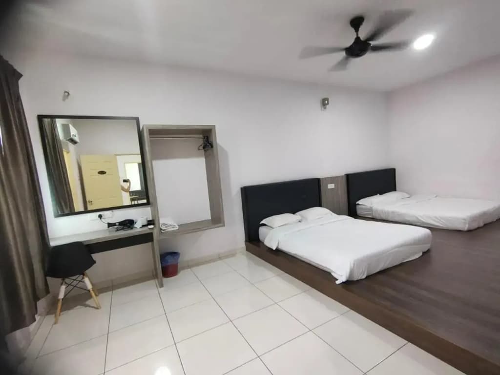 SWEET DREAM HOME 20PAX 3-Storey 5R5B SITIAWAN - photo 18