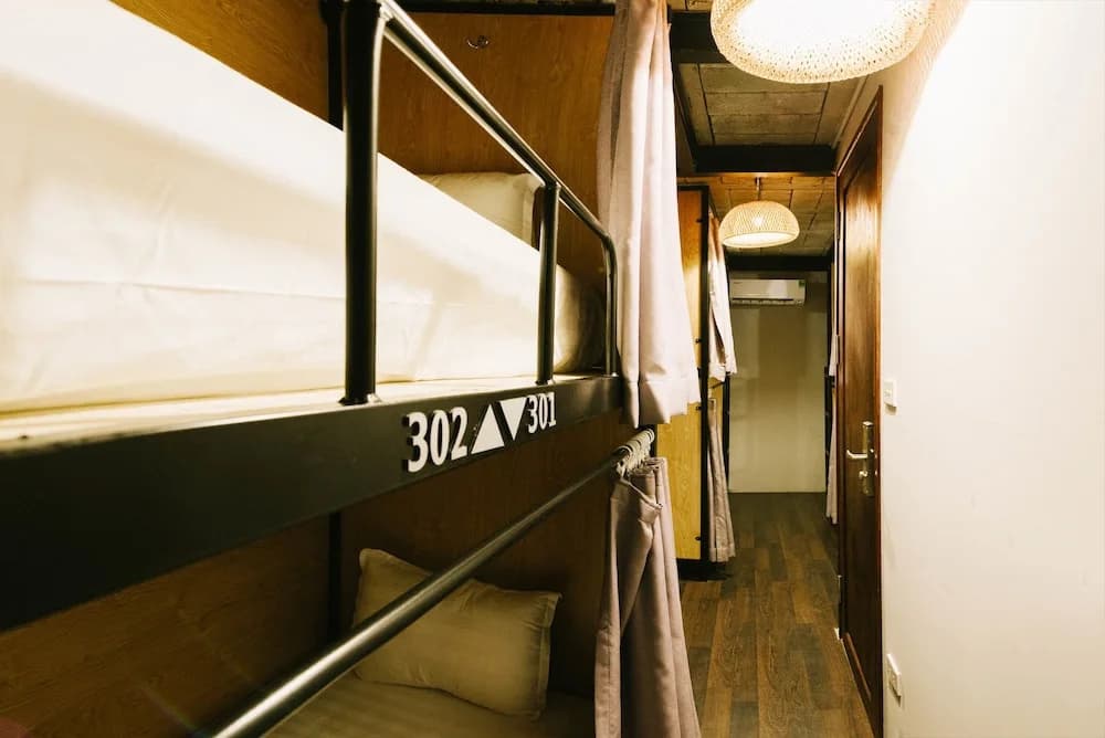 Bedgasm Hostel - photo 11