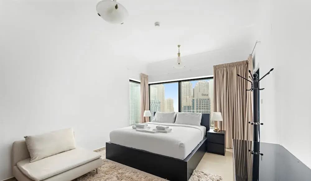 WelHome - Stunning High-Rise with Canal View Near MarinaMall - photo 4