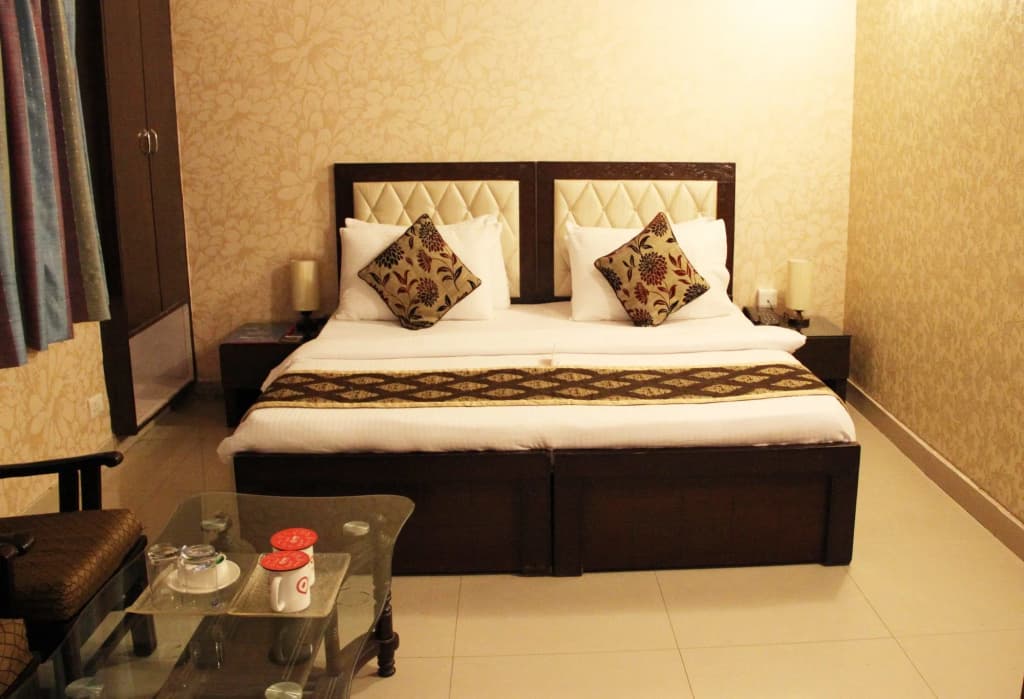 OYO Flagship 2407 Hotel Gera's M1 - photo 5