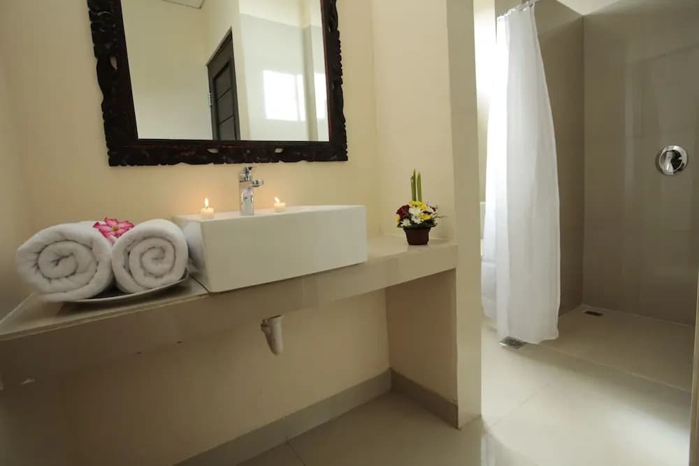 Rantun's Place Nusa Dua Hotel - photo 11