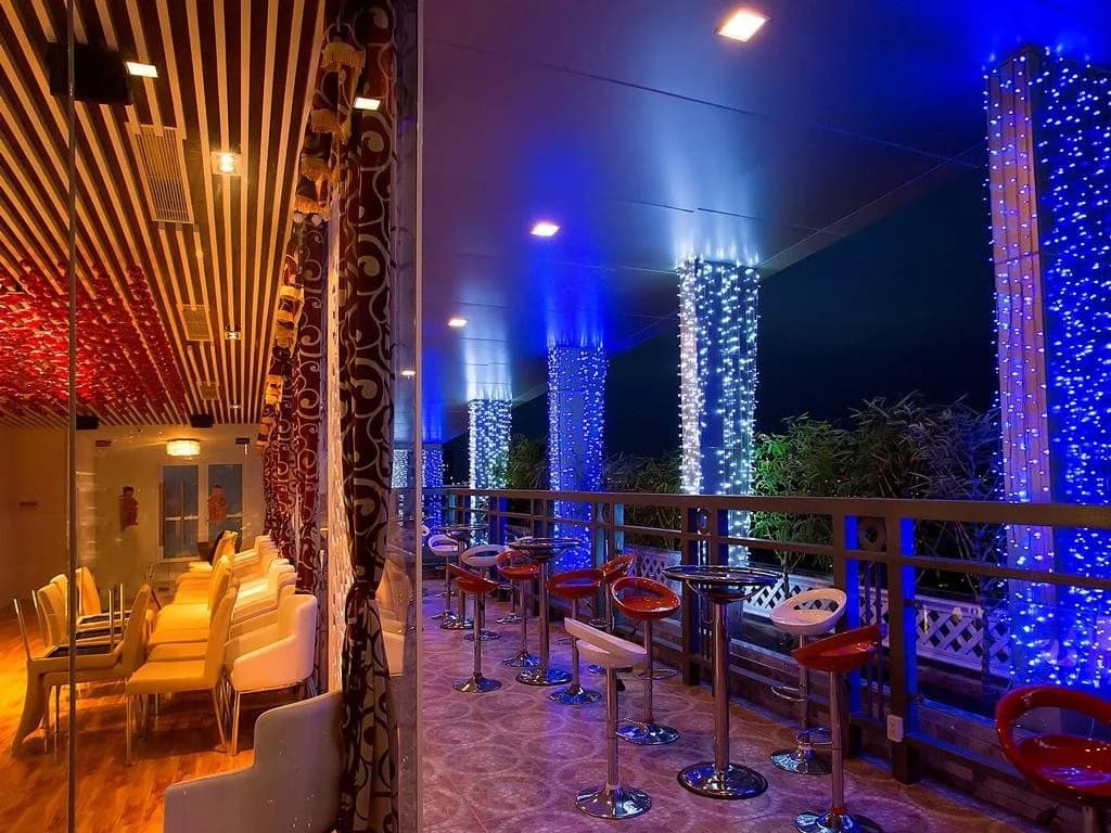 Mismo Airport Hotel - photo 19