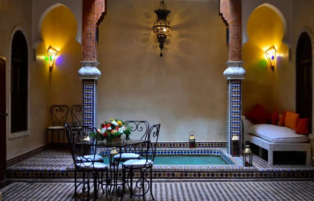 Riad Charik - main photo