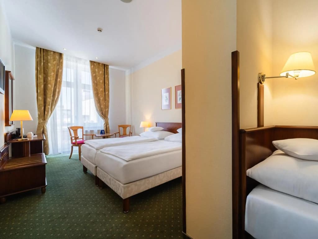 EA Hotel Rokoko - photo 29