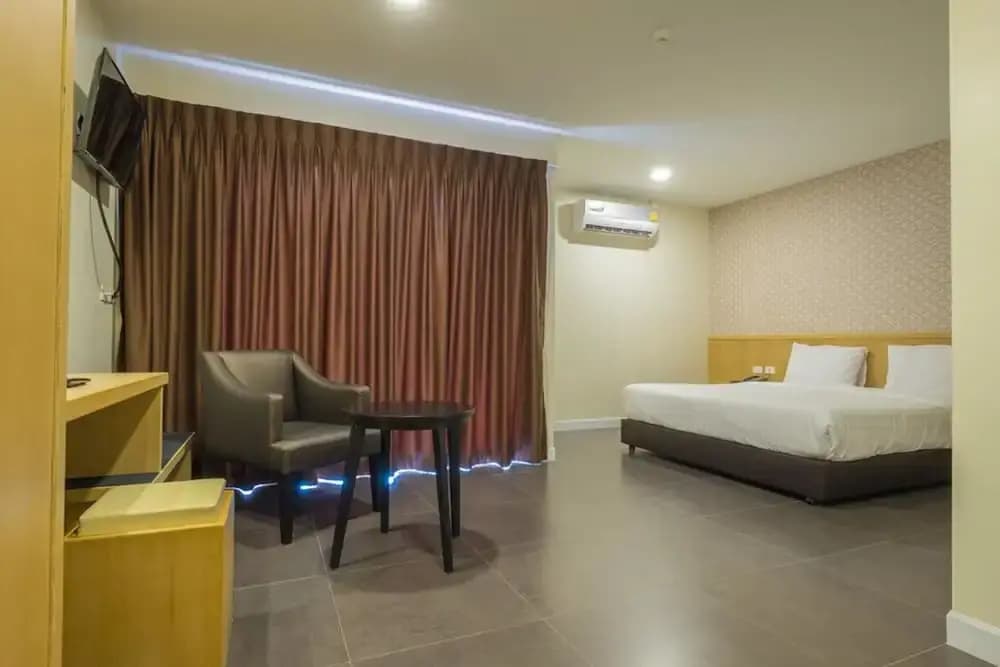 Innara Hotel - photo 2