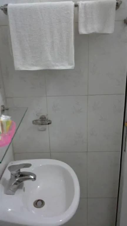Avi Transit Hotel - photo 9