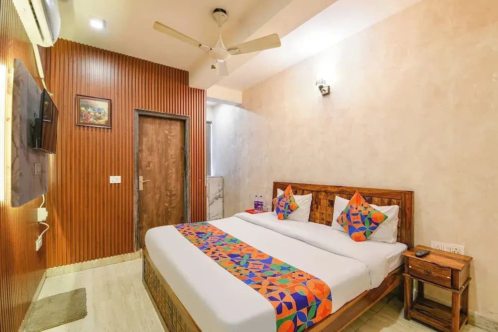 Fabhotel Blu Lagoon Inn - photo 3