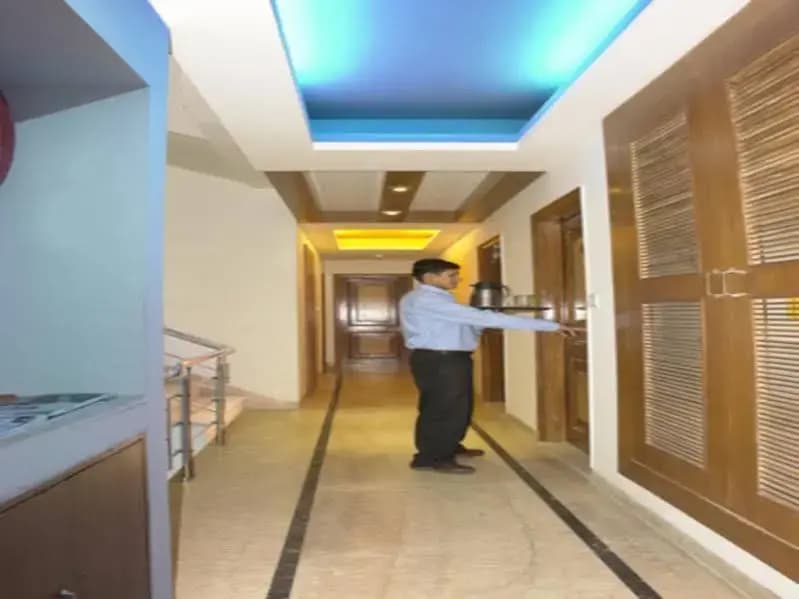 Hotel Apra Deluxe - photo 15