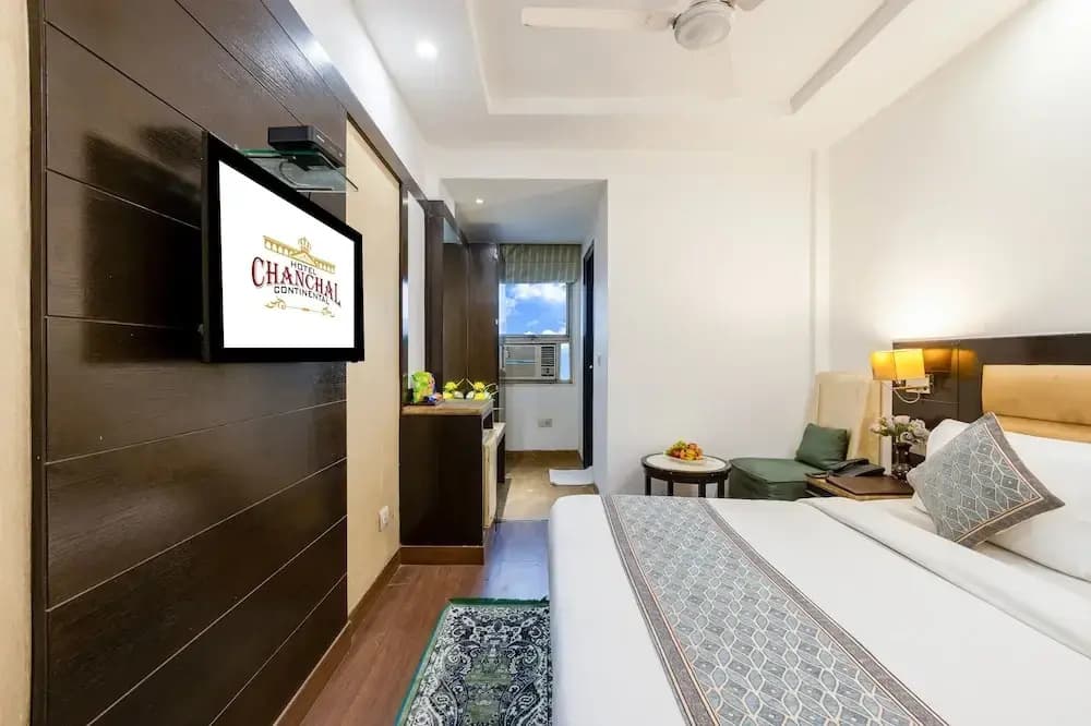 Hotel Chanchal Continental - photo 11
