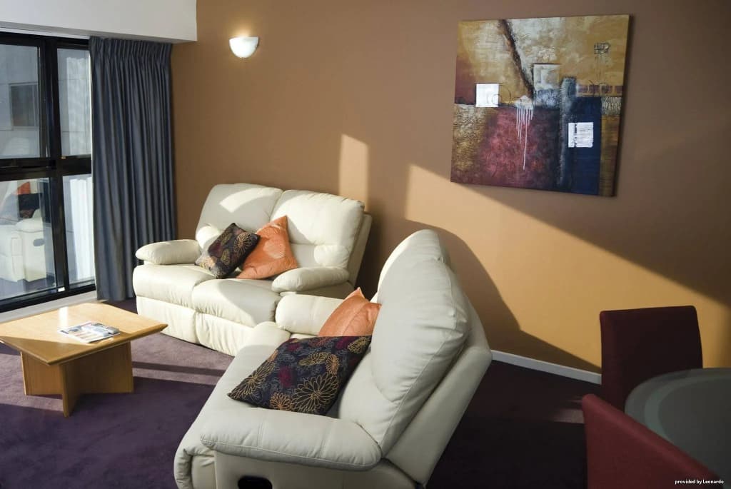 Best Western Riverside Apartments - photo 3