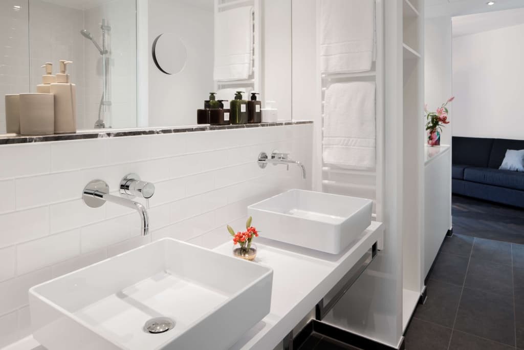 Hotel AMANO Grand Central - photo 9
