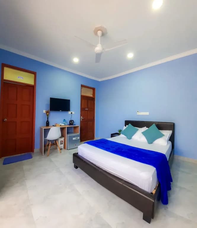 Hide Inn Blue - photo 4