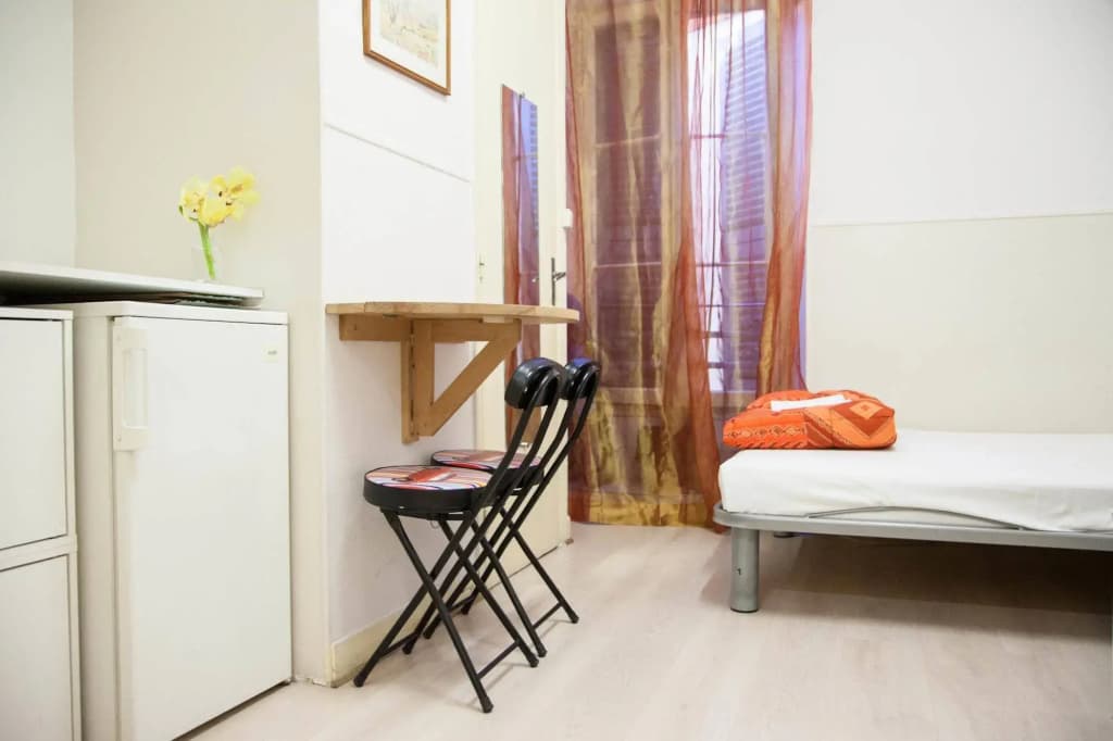 Victoria House - Hostel - photo 8