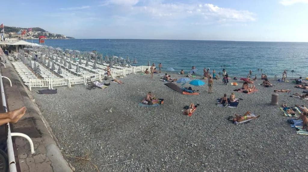 Studio carré d'or situé à 50 m de la plage - photo 12