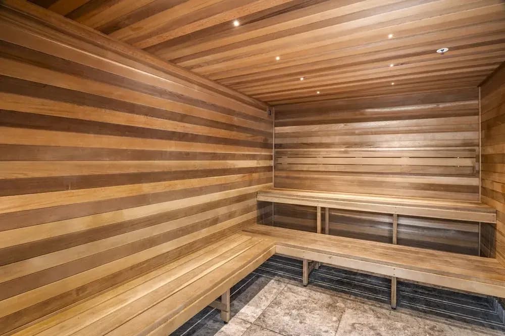 Chic 1-bed South Melbourne Unit With Pool & Gym - photo 8