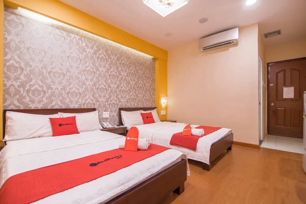 Reddoorz Duong Ba Trac Street - photo 8